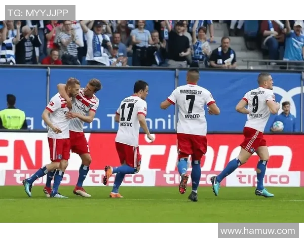 汉堡客场失利,降级阴影笼罩,压力剧增